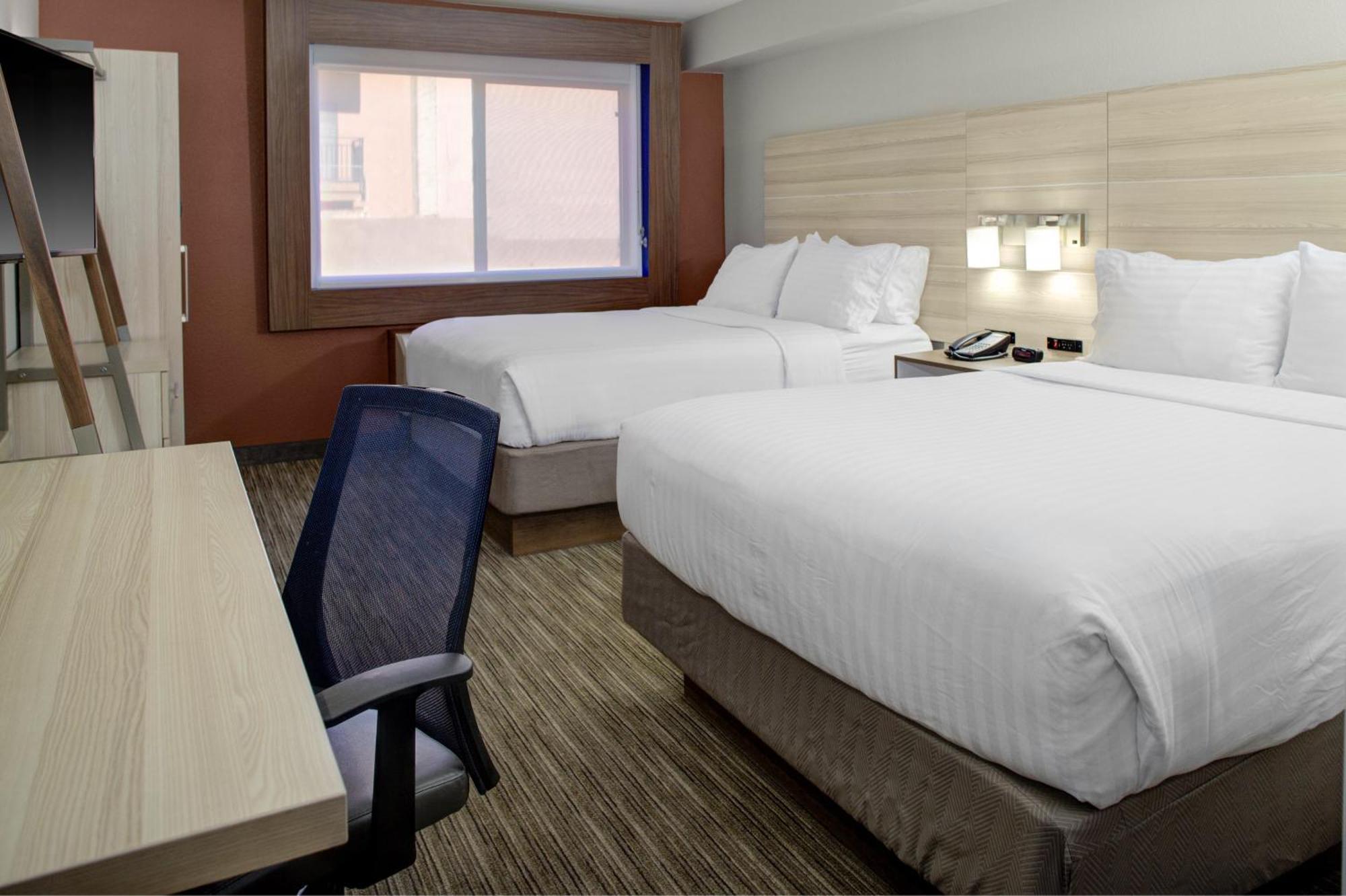 Chambre Standard avec 2 Lits Queen-Size