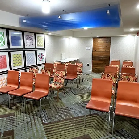 Holiday Inn Express Sedona - Oak Creek By Ihg-2